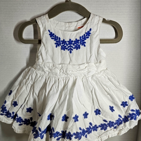 Newborn to 6 months dresses lot - Picture 8 of 9
